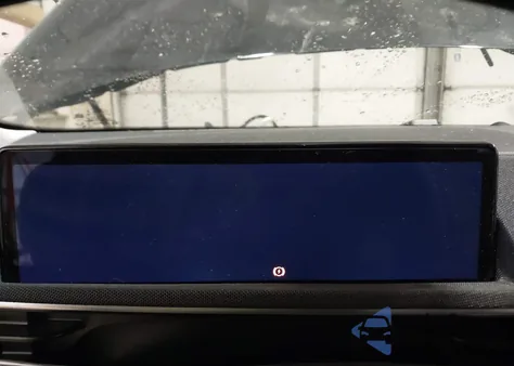 2021 Ford Mustang Mach-E Select z USA, uszkodzony, nr VIN 3FMTK1SS2MMA43765